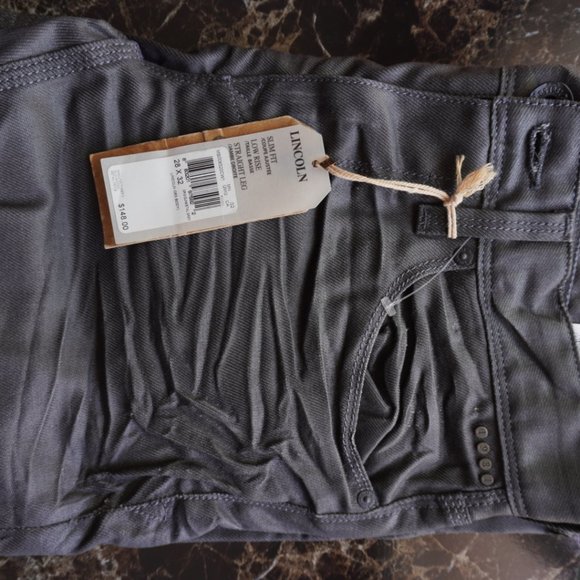 Guess Jeans - Picture 5 of 6